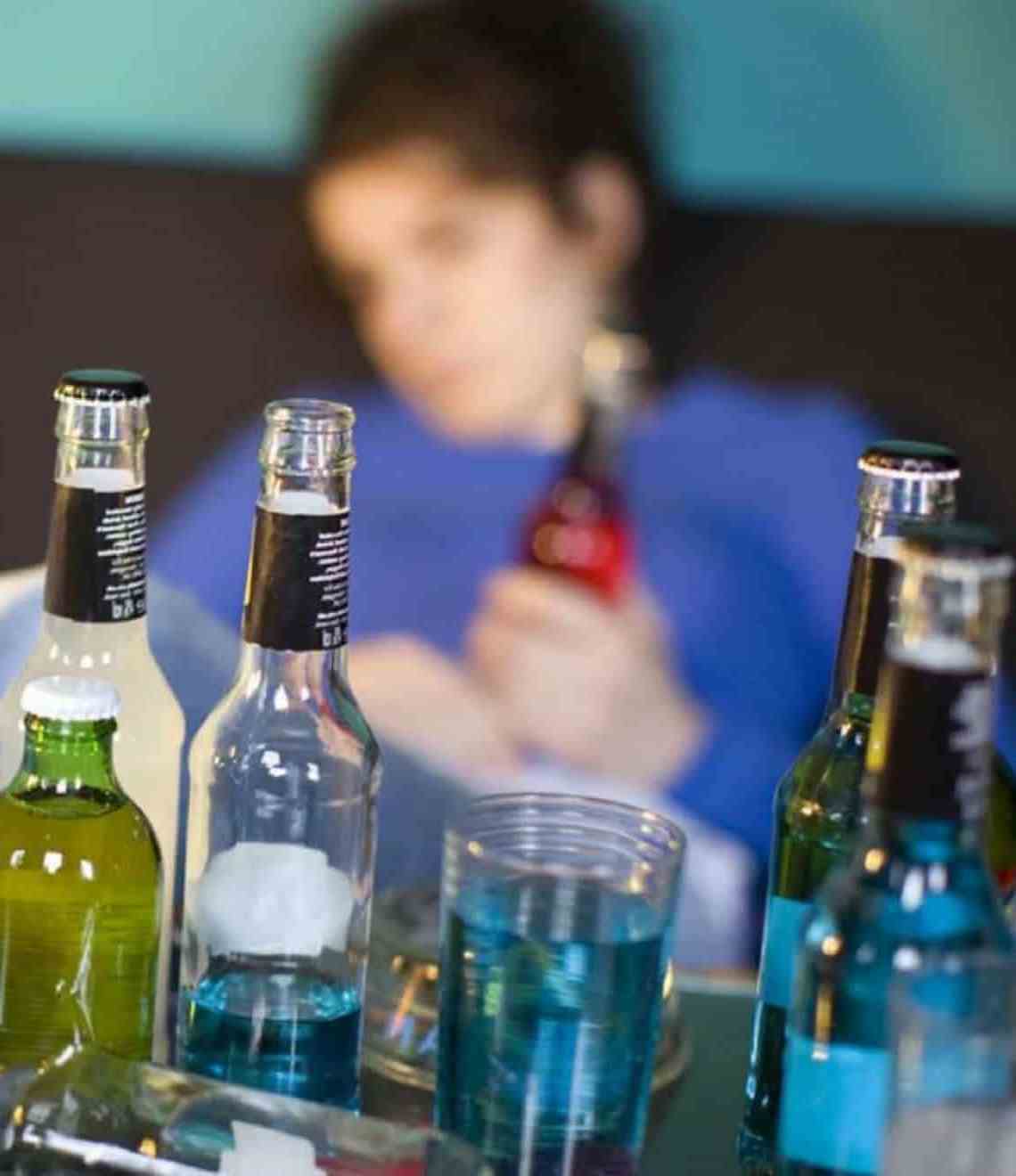 Alcoolismo Em Adolescentes: Consequências, Efeitos Físicos E Psicológicos