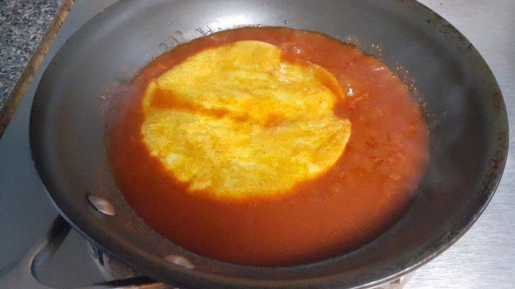 enchiladas-bajas-en-carbohidratos-en-salsa-roja-con-tortilla-de-nopal_339