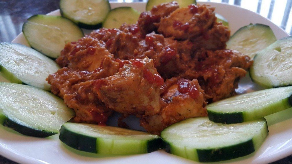 pollo-en-salsa-de-cacahuate-estilo-thai-bajo-en-carbohidratos_306