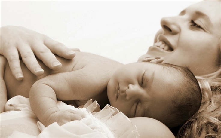 abraco-bebe-recem-nascido-pode-modificar-adn-2