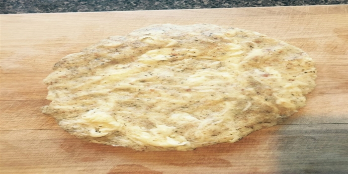 massa-feita-com-queijo-e-farinha-de-amendoas